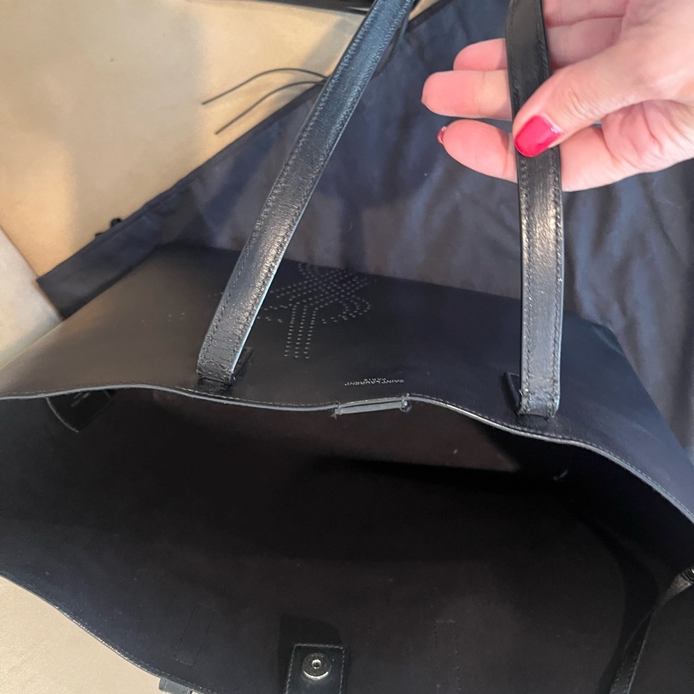Saint Laurent Black Leather Tote with Tassel, and attached wallet , authentic - Picture 10 of 17
